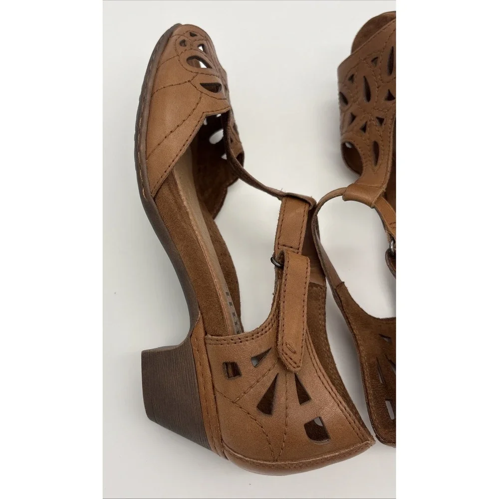 Cobb Hill by New Balance Women's 9 M Aubrey T-Strap Leather Heel Shoes CBD47TN